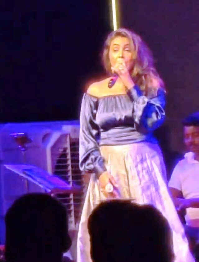 NABHIA JAITI NKA STAGE SHOW