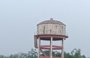 ନଈକୂଳରେ ଗାଁ’ ନିକଟରେ ମିଳୁନି ସ୍ୱଚ୍ଛ ପାନୀୟ ଜଳ