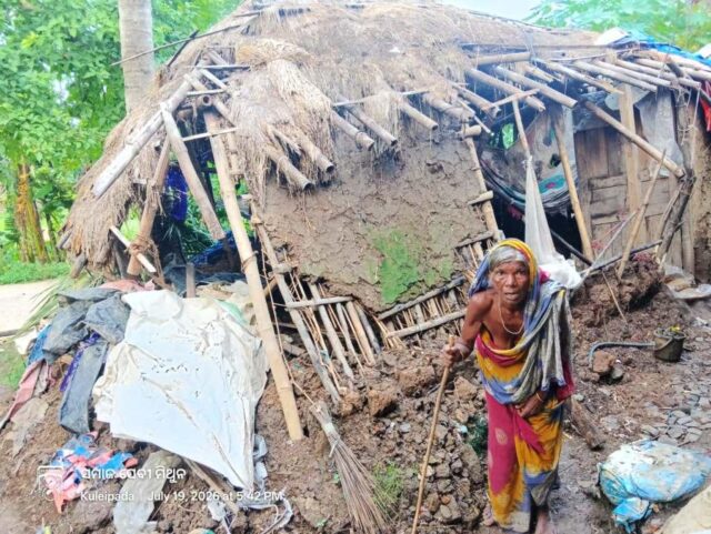 BIDHABA BRUDHA DEBAKI