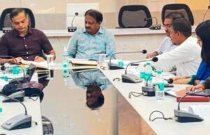 ଭଦ୍ରକରେ ଇଲେକ୍ଟୋରାଲ ରୋଲ୍ ପର୍ଯ୍ୟବେକ୍ଷକଙ୍କ ସମୀକ୍ଷା ବୈଠକ