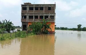 ଲଗାଣ ବର୍ଷାରେ ଫୁଲୁଛି ରେବ-କପାଳି, କୋଠାର-ଅସୁରାଳୀ ରାସ୍ତାରେ ଚାଲିଲା ବନ୍ୟା ଜଳ, ୫ ପଂଚାୟତର ୧୫ ଗାଁ ପ୍ରଭାବିତ, ଆତଙ୍କରେ ୨୦ ହଜାରରୁ ଅଧିକ ଲୋକ