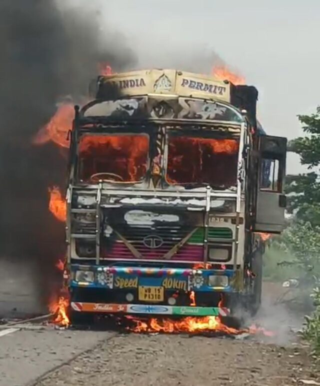 rajapathare jaligala truck
