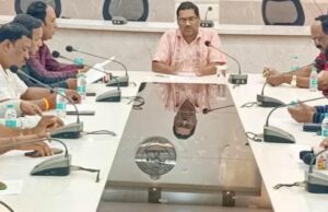 ଭଦ୍ରକ ଜିଲ୍ଲାରେ ବନ୍ୟା ପରିସ୍ଥିତି : ୧ ଲକ୍ଷ ୭ ହଜାର ୭୭୩ ଜଣଙ୍କୁ ସ୍ଥାନାନ୍ତରଣ,୯୦ଟି ମାଗଣା ରନ୍ଧନଶାଳାରେ ଯୋଗାଣ ହେଉଛି ରନ୍ଧା ଖାଦ୍ୟ,୨୬ଟି ମେଡିକାଲ୍ ଓ ୪ଟି ଭେଟେରିନାରୀ ଟିମ୍ ନିୟୋଜିତ,ଉଦ୍ଧାର କାର୍ଯ୍ୟ ପାଇଁ ଓଡ୍ରାଫ୍, ଏନଡିଆରଏଫ ଓ ଅଗ୍ନିଶମ ଟିମ୍ ମୁତୟନ