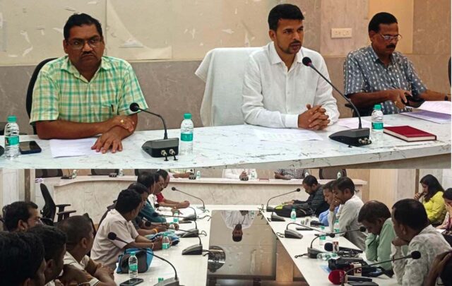 COLLECTOR PRESS MEET FOR BANYA PARISTITI