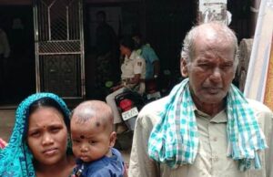 ଦୃଷ୍ଟିହୀନ ସୁରେନ୍ଦ୍ରଙ୍କ ଅକୁହା କଥା, ଦାଦନରେ ଯାଇ ପୁଅର ଚିତା ଜଳିଲା, ଘରେ ୭ ମାସର ଶିଶୁପୁତ୍ର ସହ ବିଧବା ବୋହୂ, ପର ଦୁଆରେ ଖଟୁଛି ୬୯ ବର୍ଷିୟା ସ୍ତ୍ରୀ କୁନ୍ତଳା