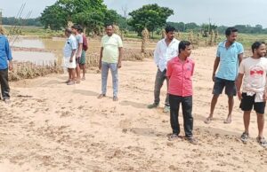 ଗୋହିରାଟିକିରି ପୀଠ ବିକାଶ କାର୍ଯ୍ୟକୁ ବନ୍ୟାର ଝଟକା,ଭାସିଗଲା ୩ ଶହରୁ ଅଧିକ ଟ୍ରିପ୍ ବାଲି, ପାଣିରେ ବୁଡ଼ି ନଷ୍ଟ ହେଲା ୫୩୦ ବ୍ୟାଗ ସିମେଂଟ