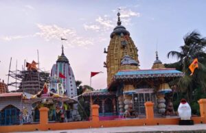 ଦୁଇ ମନ୍ଦିରରୁ ଲକ୍ଷାଧିକ ଟଙ୍କାର ଗହଣା ଚୋରି