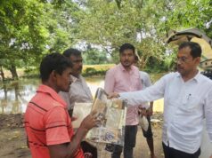 ବନ୍ୟା ବିପର୍ଯ୍ୟସ୍ତଙ୍କ ପାଇଁ ସହାୟତାର ହାତ ବଢ଼ାଇଲେ ସମାଜସେବୀ ରାମଚନ୍ଦ୍ର ବେହେରା