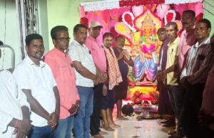 ପୂଜା ମଣ୍ଡପ ବୁଲିଲେ ବିଜେପି ନେତା