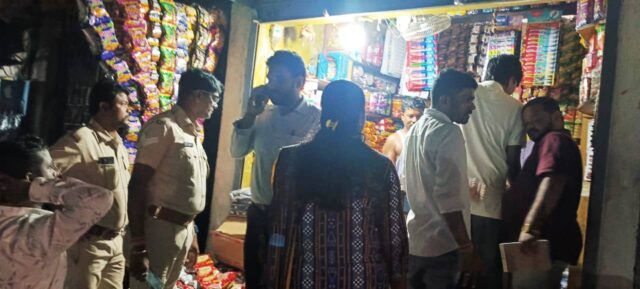 DHAMNAGAR BAZAR POLYTHENE CHADHAU