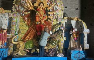 ଶେଷ ସ୍ପର୍ଶରେ ମା’ ଦୁର୍ଗା