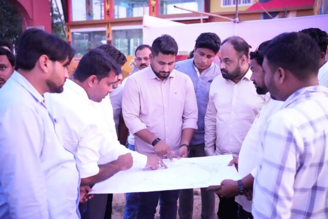 NEHERU STADIUAM MINISTER SAMIKHYA