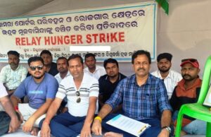 ଦେଢ଼ ବର୍ଷର ଆନ୍ଦୋଳନ ପରେବି ମିଳିନି ସମାଧାନ, ୬୮ ଦିନରେ ପହଂଚିଲା ଧାରଣା, ଅକ୍ଟୋବର ୯ରେ ପୁଣି ରେଳରୋକ କରିବ ଭଦ୍ରକ ଜିଲା ବିକାଶ ପରିଷଦ, ଜିଲା ଟିପର ଓ ବିଶ୍ୱକର୍ମା ମାଲିକ ସଂଘ
